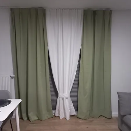 Na Grobli Riverside & Free Garage By Renters شقة فروتسواف